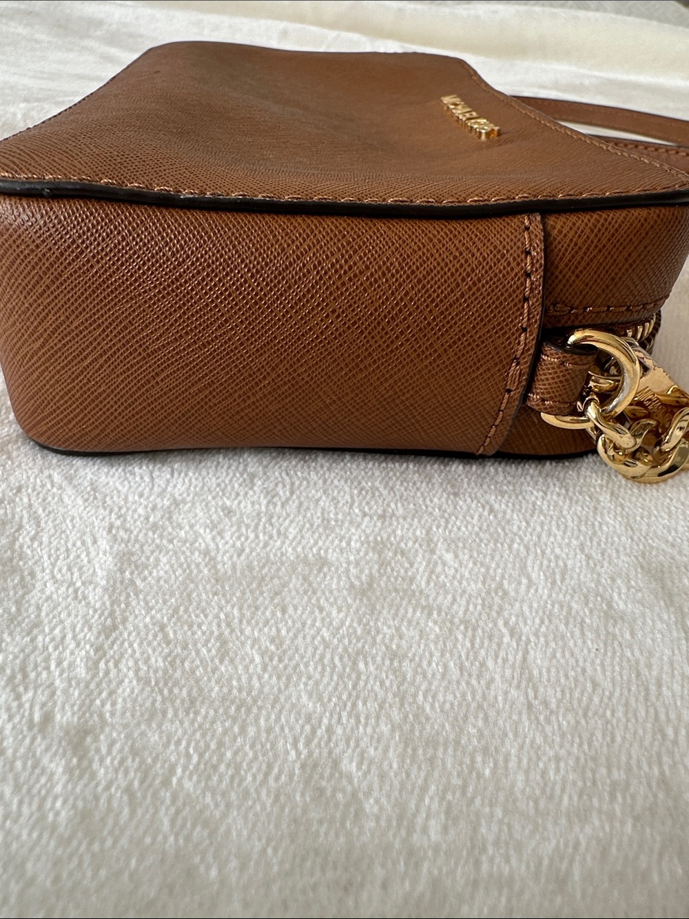 Michael Kors Chestnut Brown Saffiano Crossbody with Gold Chain - Picture 6 of 13